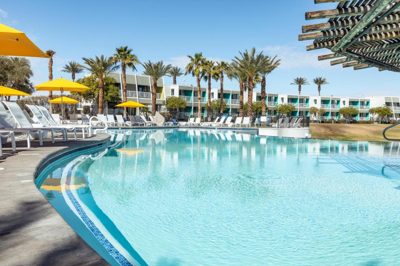 The Nautical Beachfront Resort Lake Havasu City Exterior foto